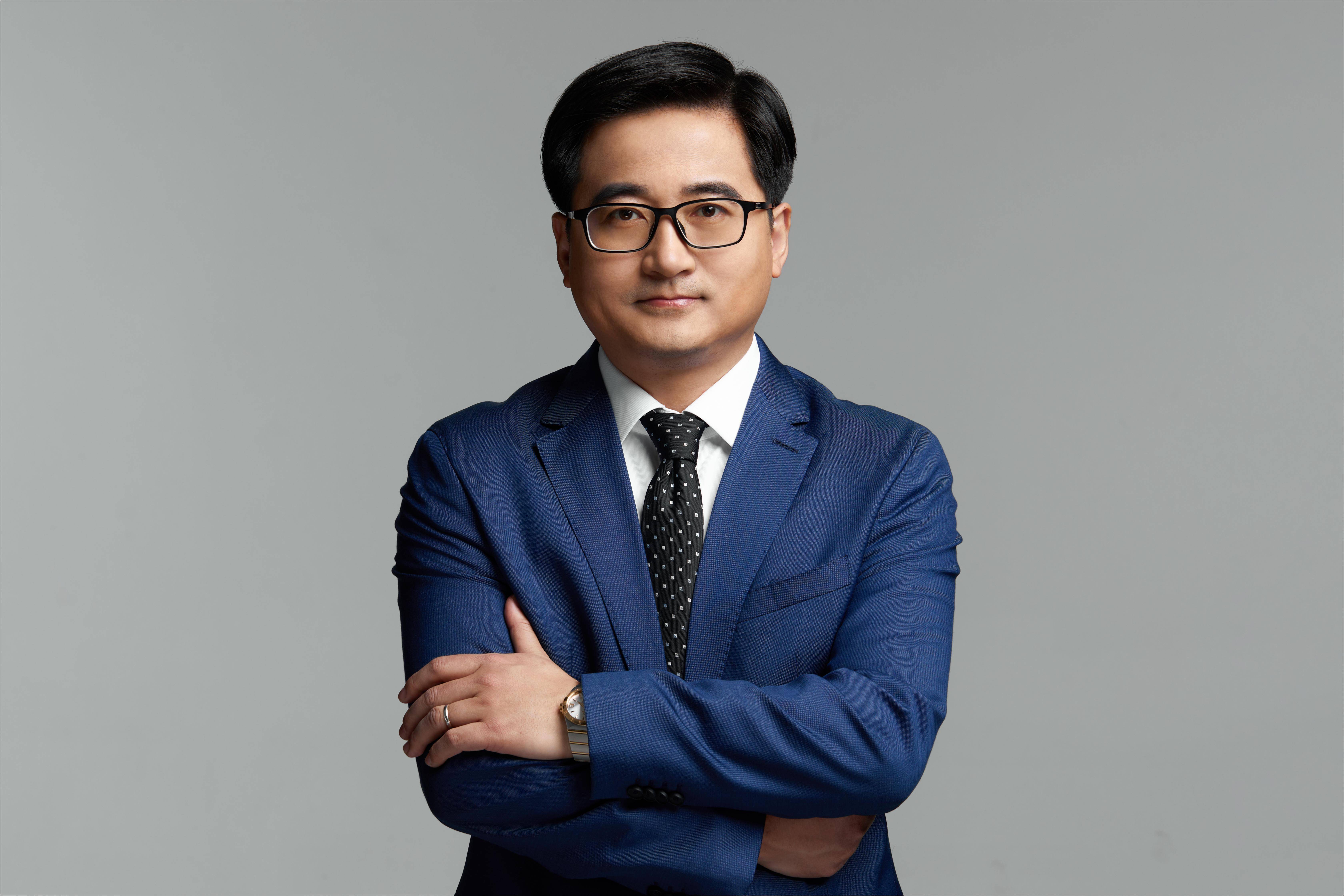 上需求理想召回万辆MEGA蔚来李斌回应「何时倒闭」质疑冰球突破正规网站早报｜库克：iPhone 17产能跟不(图15)